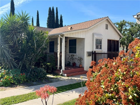 Photo of 4064 Perlita, Los Angeles, CA 90039 (MLS # PF26019597)