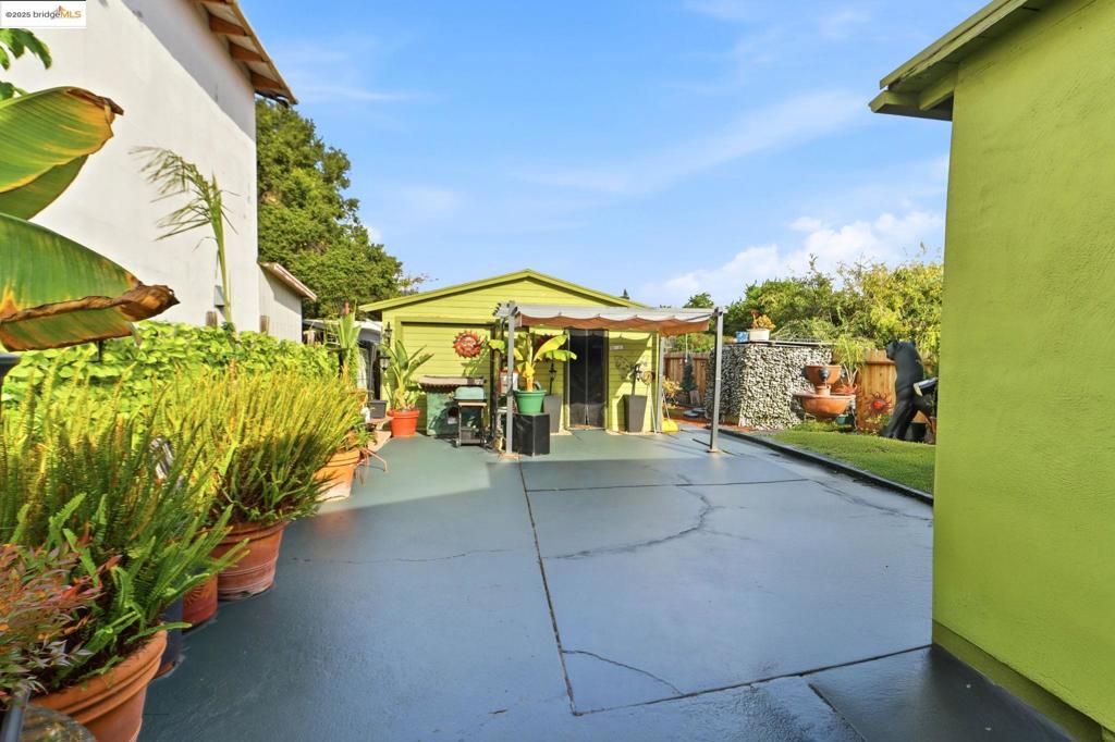 ALLENDALE - Residential