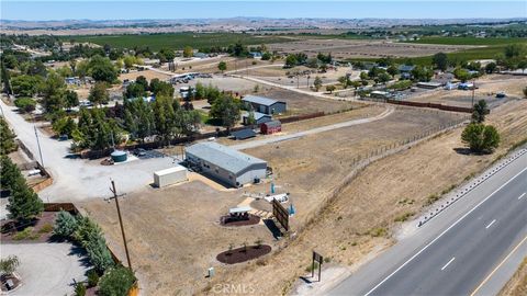 Photo of 4060 Deer Creek WAY, Paso Robles, CA 93446 (MLS # NS26152050)