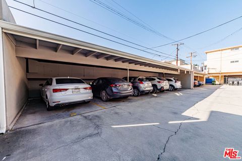 Tiny photo for 1037 S Holt Avenue, Los Angeles, CA 90035 (MLS # 26669051)