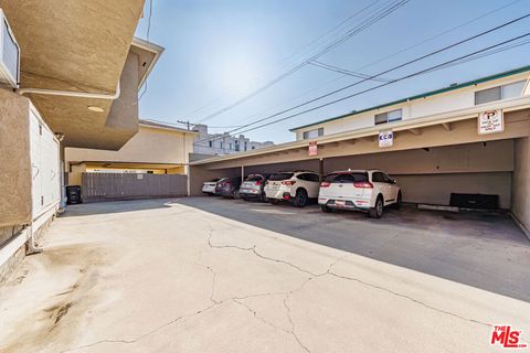 Tiny photo for 1037 S Holt Avenue, Los Angeles, CA 90035 (MLS # 26669051)