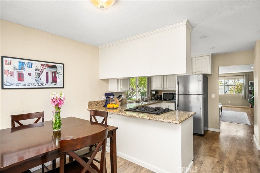 listing image 130721733849508739786