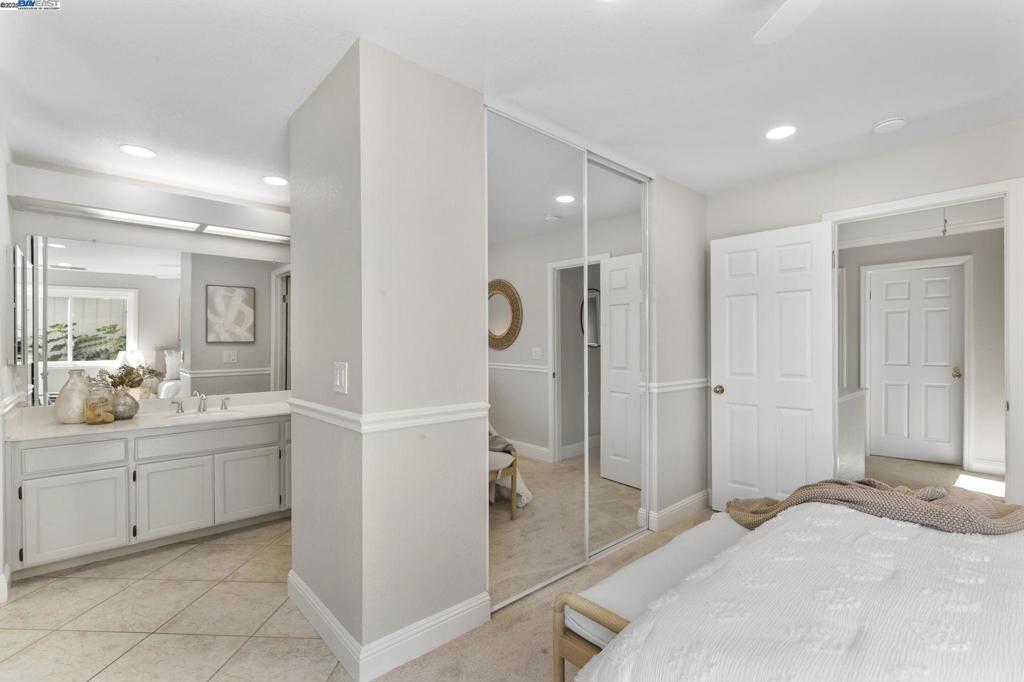 ARROYO VILLAGE - Residential