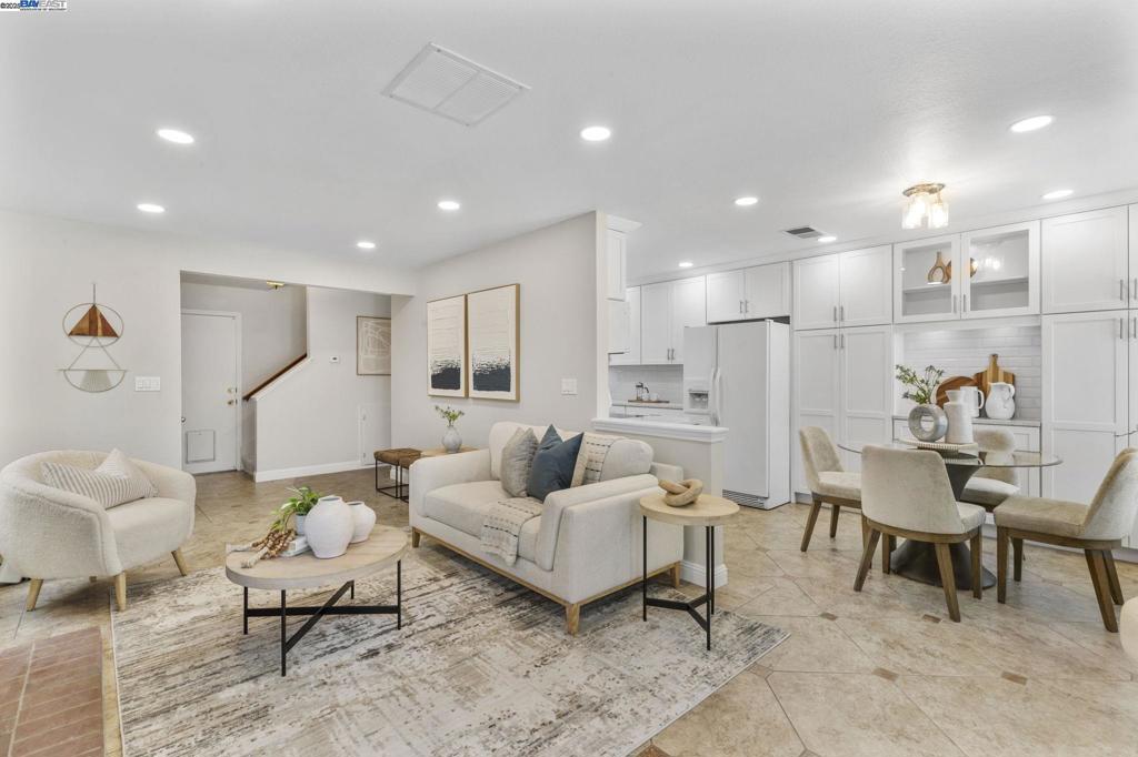 ARROYO VILLAGE - Residential