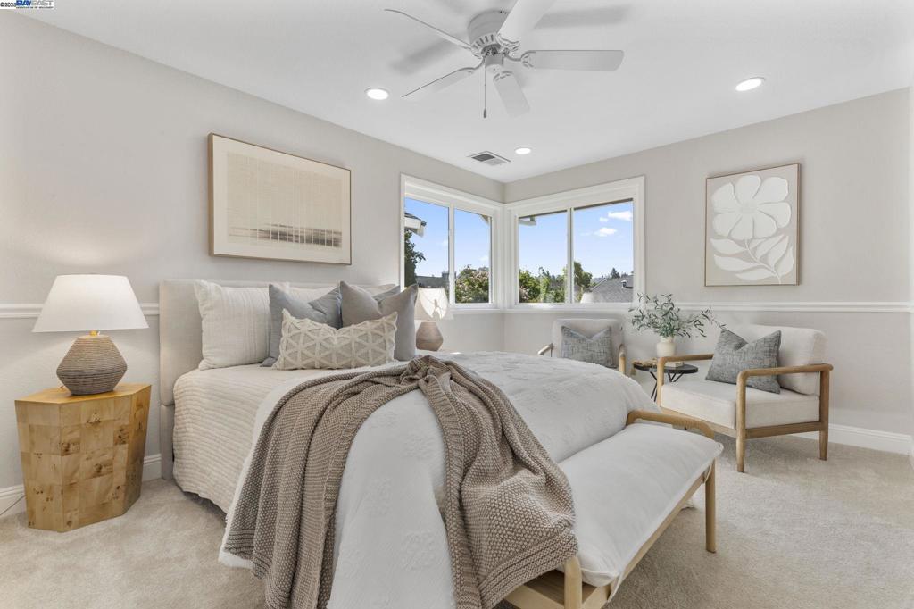 ARROYO VILLAGE - Residential