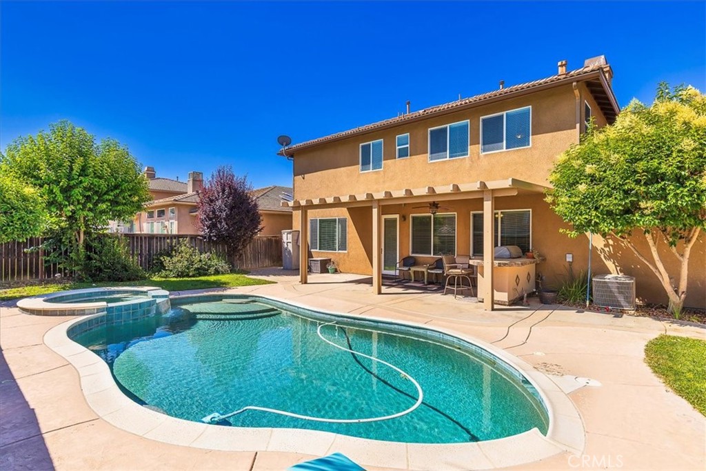 31578 Waterfall Way
