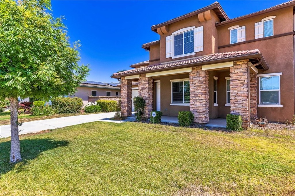 31578 Waterfall Way
