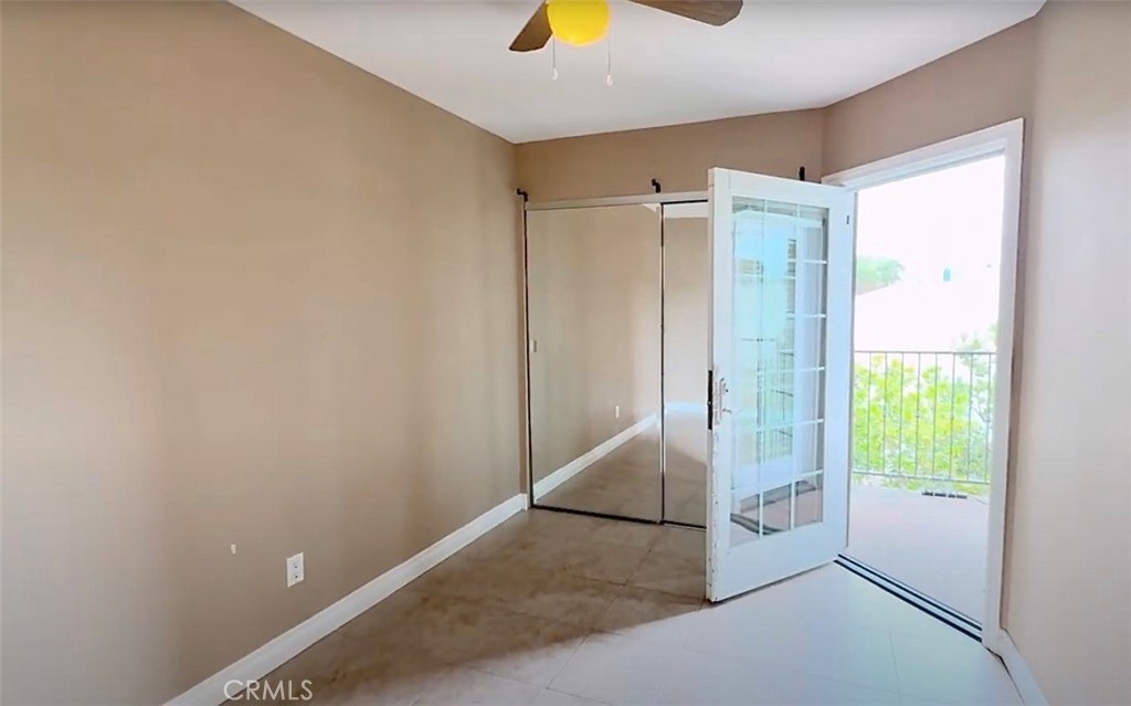 Agoura Country Townhomes (838) - Residential