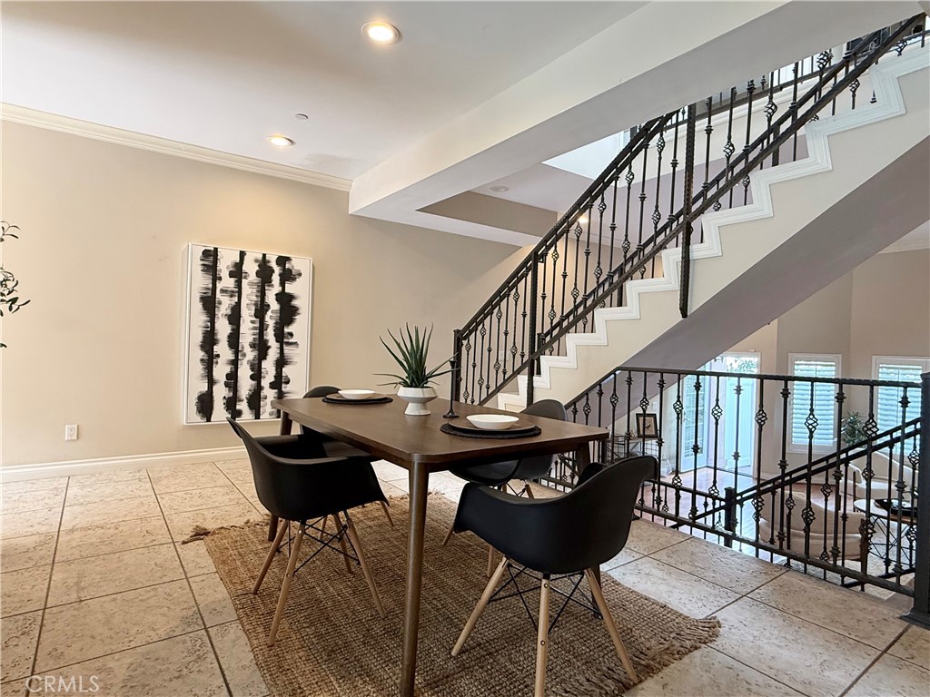 Agoura Country Townhomes (838) - Residential