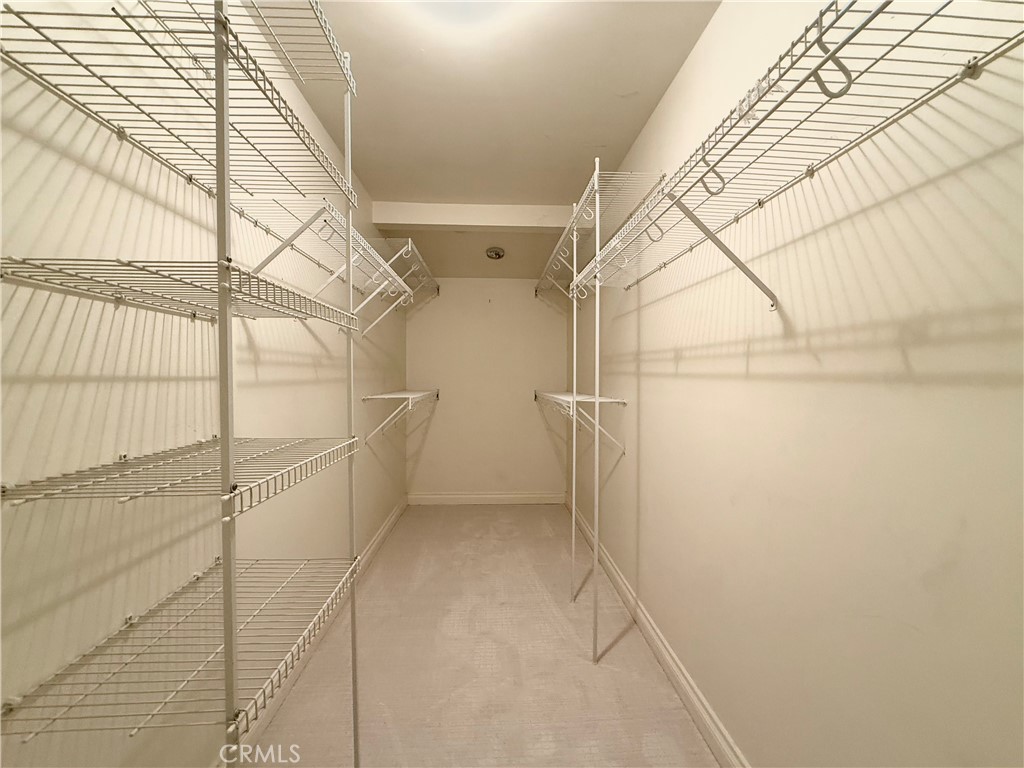 Agoura Country Townhomes (838) - Residential