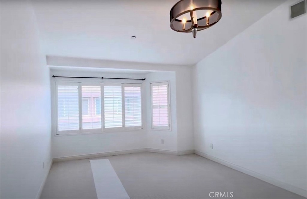 Agoura Country Townhomes (838) - Residential