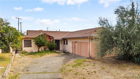 Photo of 650 N Vogue Ave, Covina, CA 91722 (MLS # CV25231407) Photo of 650 N Vogue Ave, Covina, CA 91722 (MLS # CV25231407)
