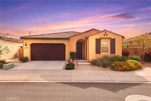 Photo of 39906 Felicita Parkway, Palm Desert, CA 92211 (MLS # PW26083322)