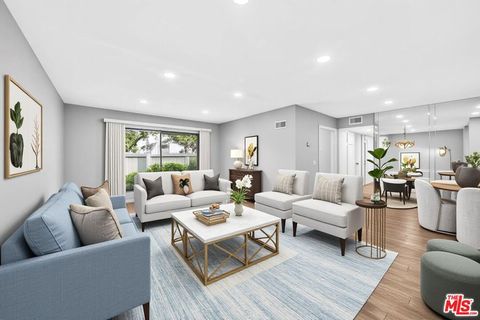 Photo of 13602 La Jolla Circle #B, La Mirada, CA 90638 (MLS # 26671187)