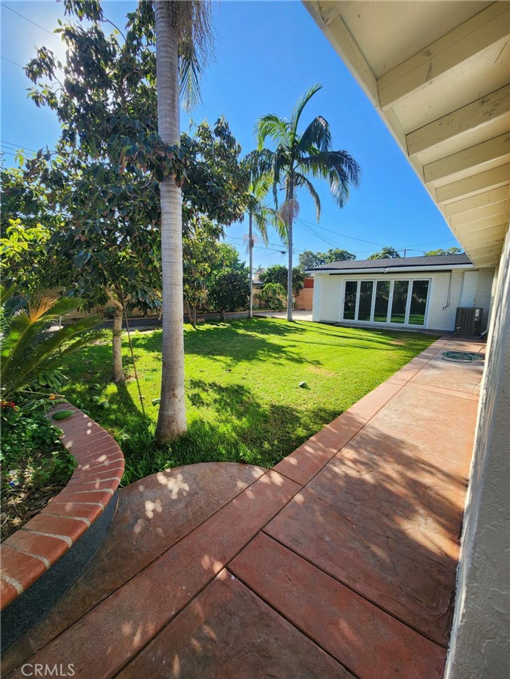 Photo of 1626 E 15th St St, Santa Ana, CA 92701 (MLS # IV25274351)