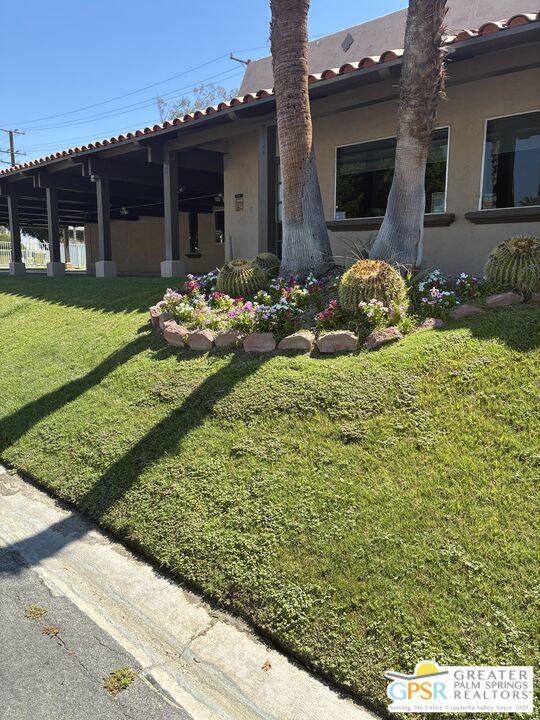 145 Calle Arriba