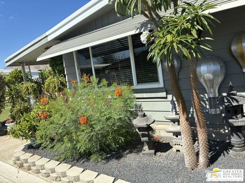 Photo of 145 Calle Arriba, Palm Springs, CA 92264 (MLS # 26847811PS)