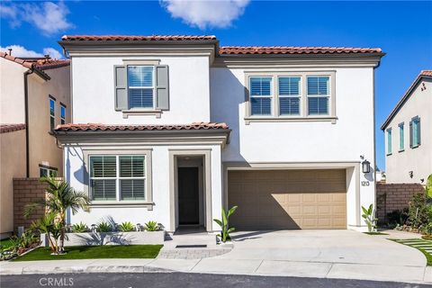 1213 E Providence Loop Placentia CA 92870