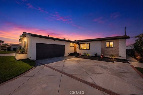 Photo of 6072 Mahogany Ave AVE, Westminster, CA 92683 (MLS # OC26154021)
