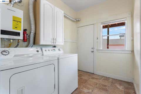 Tiny photo for 125 12th St ST, Richmond, CA 94801 (MLS # 41137265)