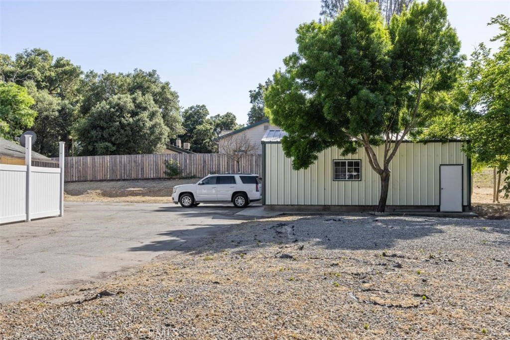 8825 Old Santa Rosa Road