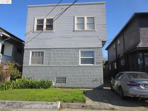 Photo of 3906 3906 Lusk St St, Oakland, CA 94608 (MLS # 41097012)