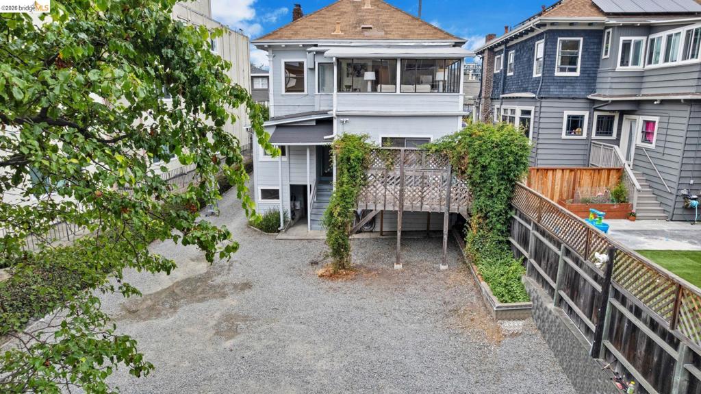 328 Warwick Ave