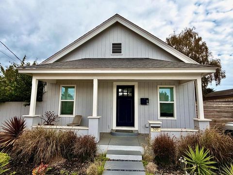 Photo of 520 Dufour Street, Santa Cruz, CA 95060 (MLS # ML82024662)