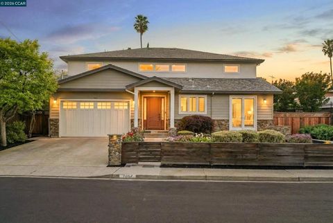 Photo of 7454 Interlachen Ave Ave, San Ramon, CA 94583 (MLS # 41129972)