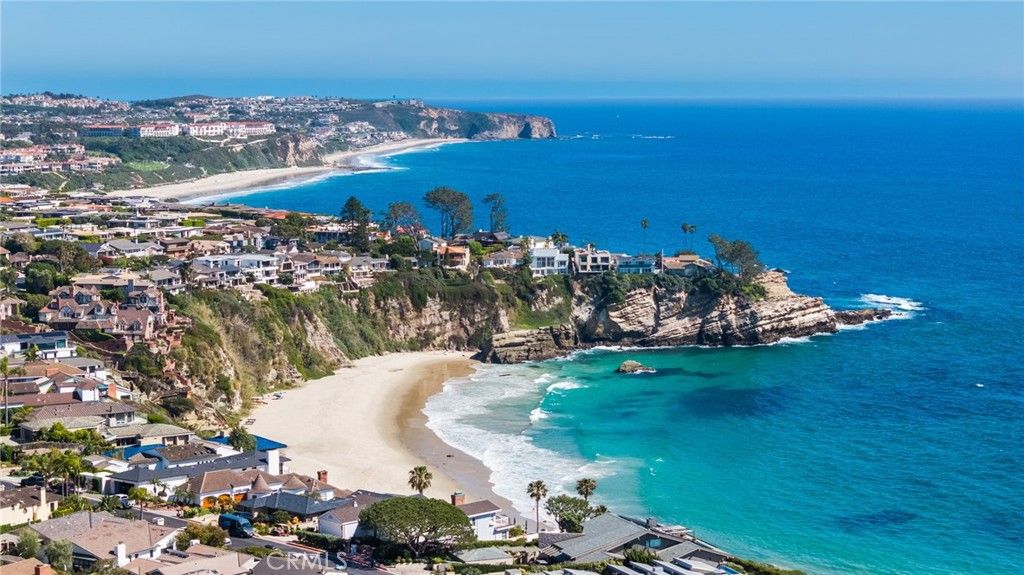 Photo of 13 N Stonington Road, Laguna Beach, CA 92651 (MLS # OC26084982)