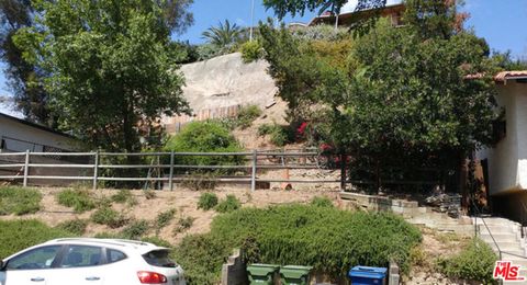 Photo of 3334 N Knoll Drive, Los Angeles, CA 90068 (MLS # 25539121)