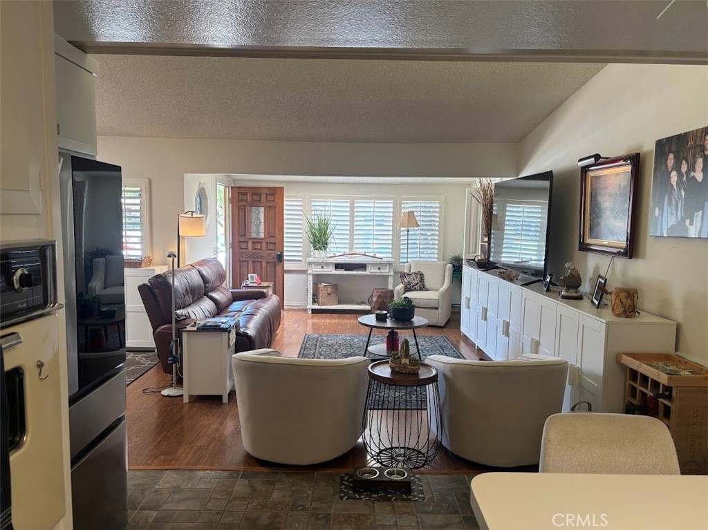 1290 Northwood Road 161i, M7