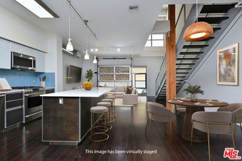 Photo of 11500 Tennessee Avenue #107, Los Angeles, CA 90064 (MLS # 25610009) Photo of 11500 Tennessee Avenue #107, Los Angeles, CA 90064 (MLS # 25610009)