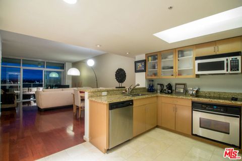 Photo of 13700 MARINA POINTE Drive #719, Marina Del Rey, CA 90292 (MLS # 25627539)