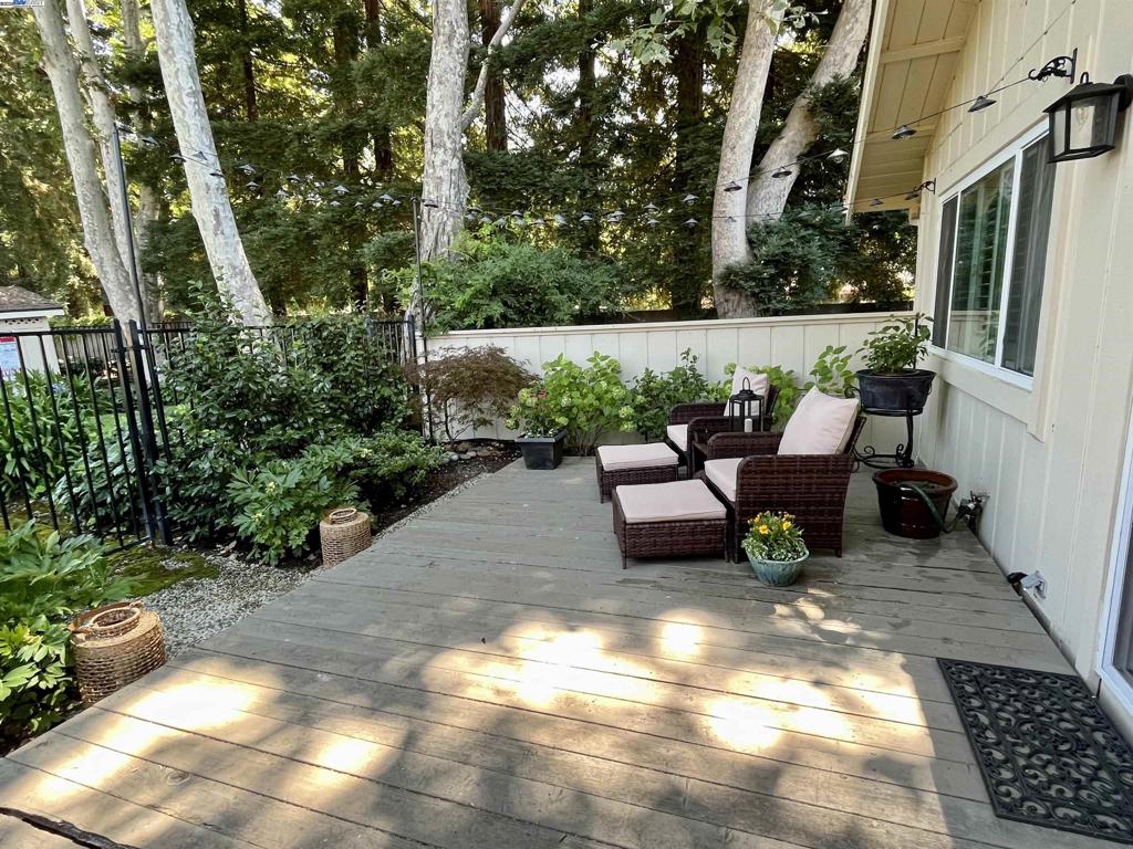 SYCAMOGLEN - Residential Lease