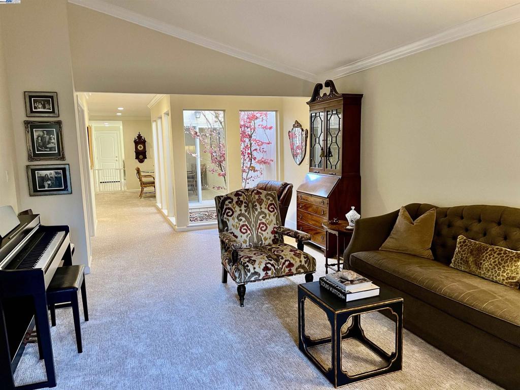 SYCAMOGLEN - Residential Lease