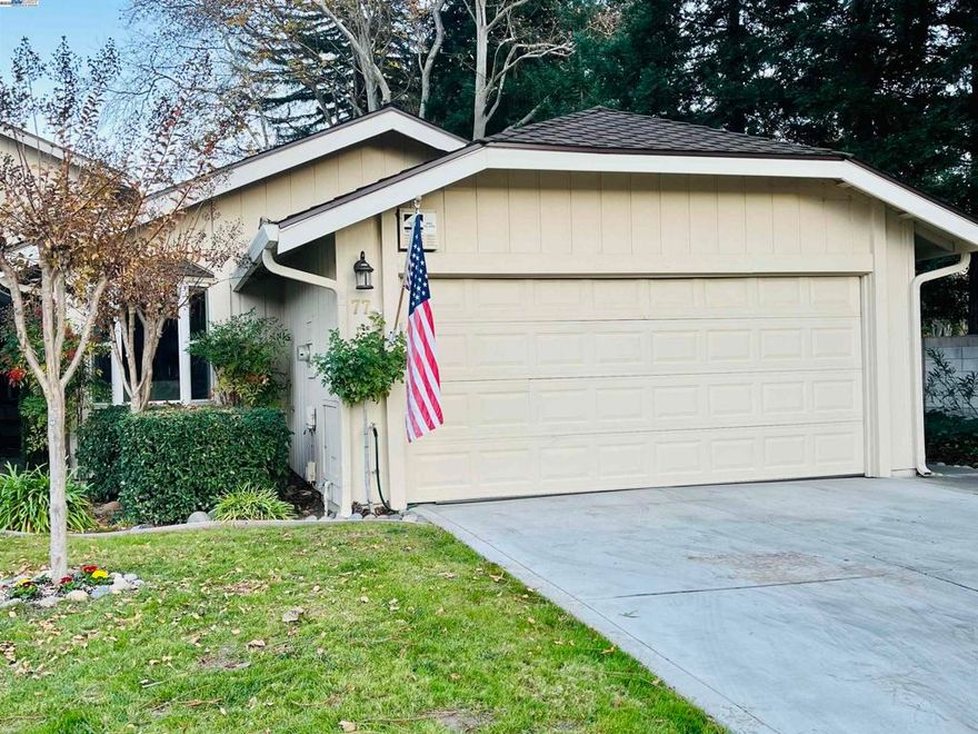 A beautifully FURNISHED TOWNHOME will be available for rent in early September in the desirable Sycamore Glen community! 2-bedroom, 2-bath end unit offers 1,524 sq ft of living space filled with natural light. Offered at $4,500 per month with a 12-month lease and option to extend, the home is move-in ready and ideal for families undergoing home renovations, relocating professionals, or anyone in need of temporary housing during life transitions. This professionally managed property is situated in a quiet, tree-lined neighborhood close to downtown Danville, parks, and top-rated schools.