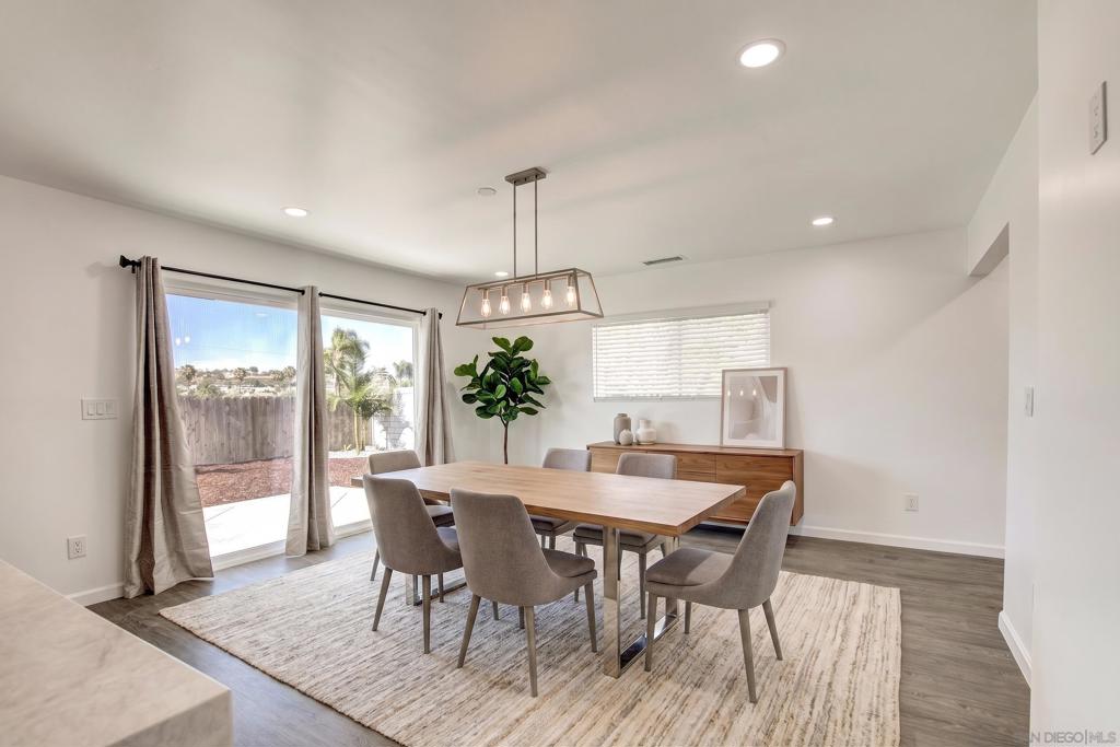 12702 Metate Ln