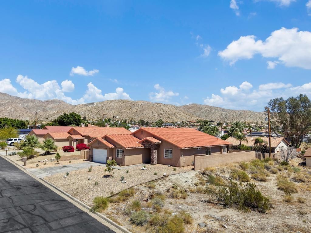 Photo of 9420 Vista Del Valle, Desert Hot Springs, CA 92240 (MLS # 219146624DA)