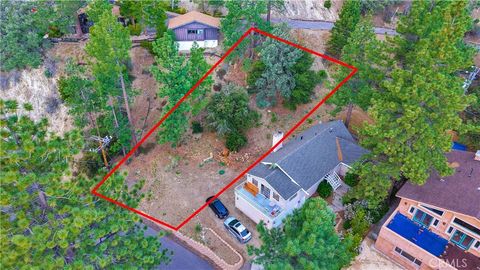 Photo of 1050 Rivera Drive, Wrightwood, CA 92397 (MLS # HD26119748)