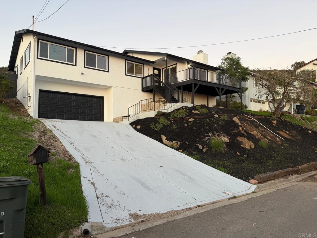 9428 Eucalyptus Street