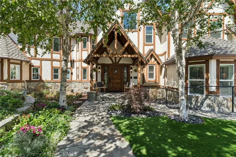 29104 Bald Eagle Ridge Rd, Lake Arrowhead, CA 92352 - MLS#: IG26200586