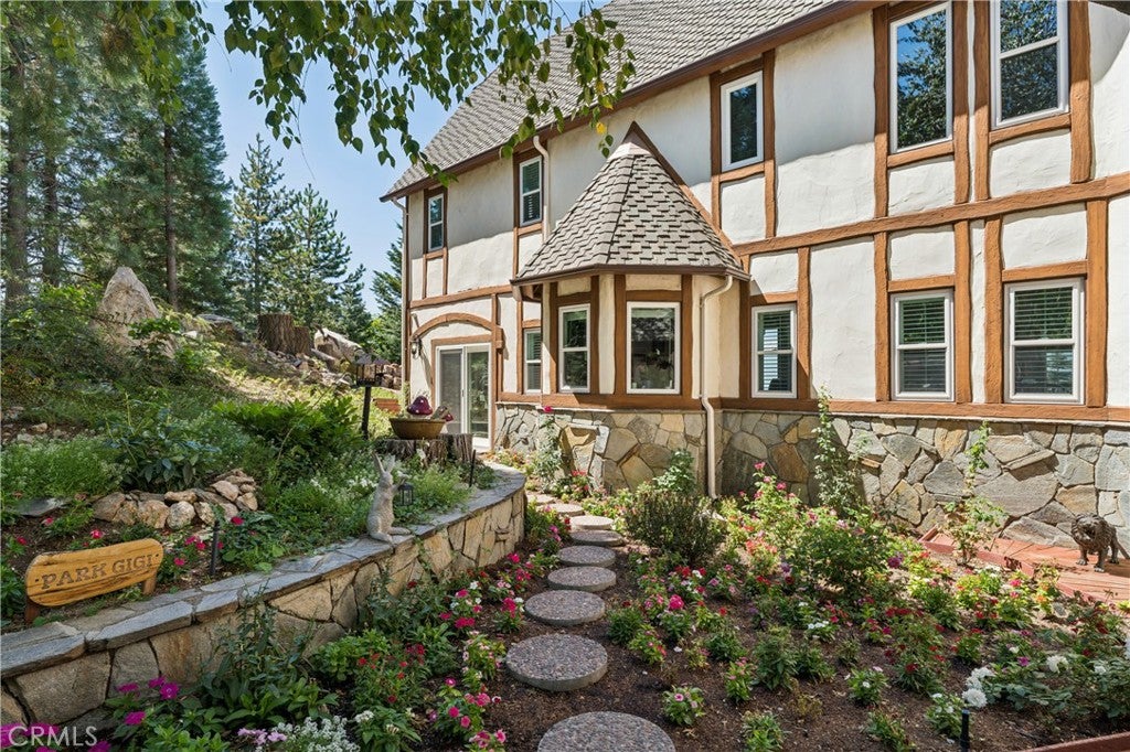 29104 Bald Eagle Ridge