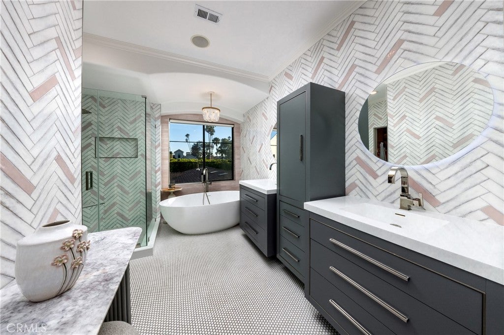 736 14th, Huntington Beach CA 92648 - Photo 17