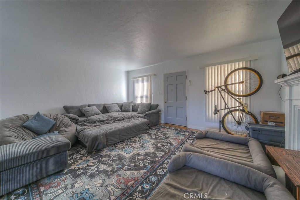 4325 Athens
