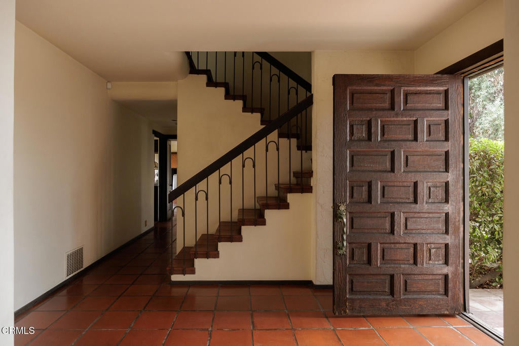 1719 Camino Lindo