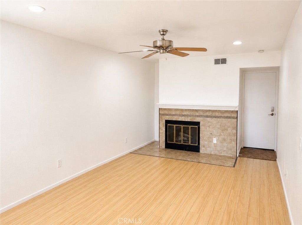 1849 E Avenue J4