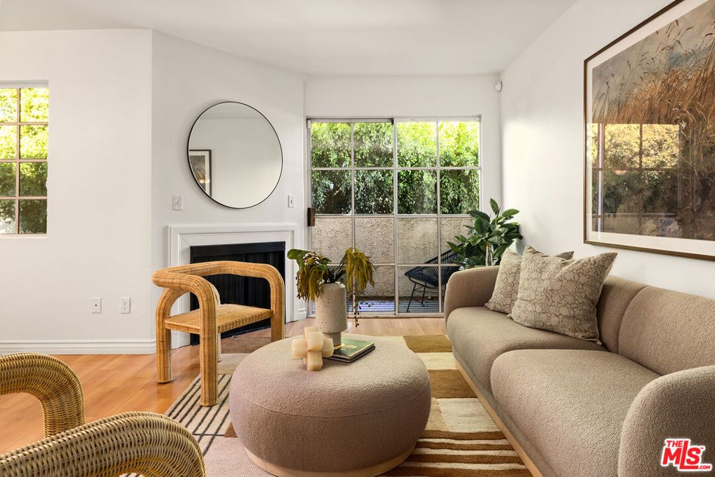 Photo of 14727 Magnolia Boulevard #112, Sherman Oaks, CA 91403 (MLS # 26632315)