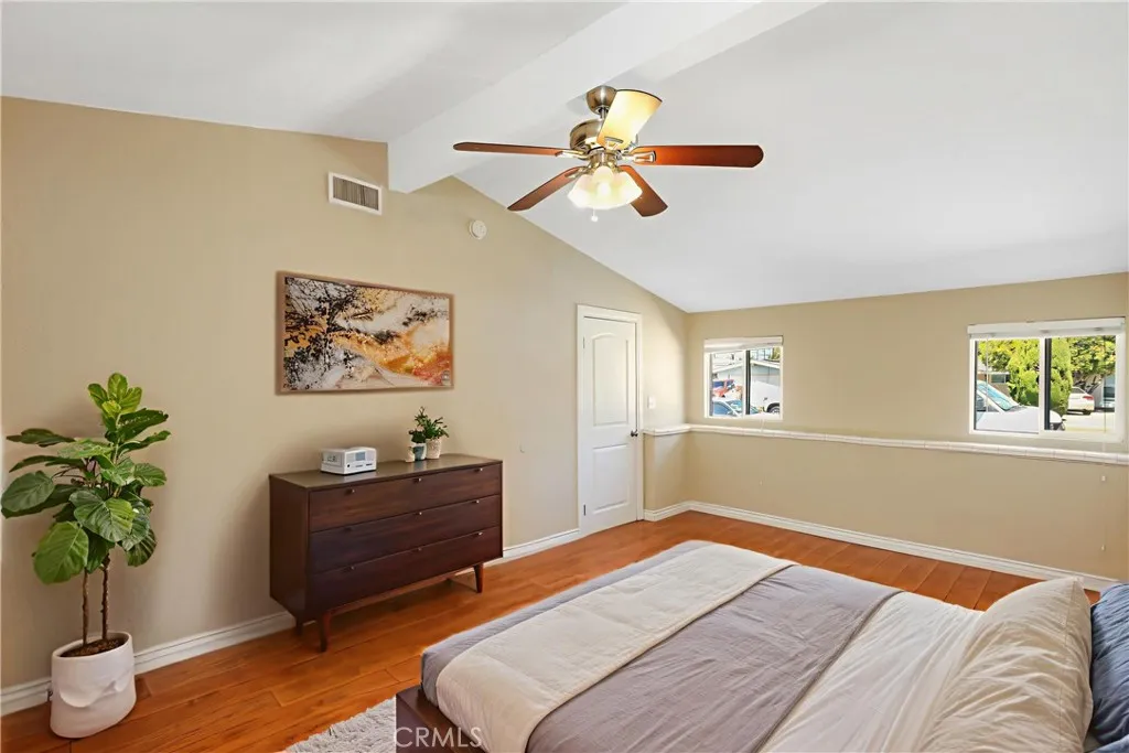 Orange, California 92868, United States, 4 Bedrooms Bedrooms, ,2 BathroomsBathrooms,Residential,Active,219058