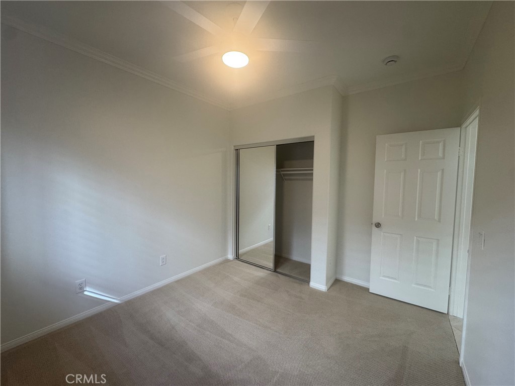 Knolls (KNOL) - Residential Lease